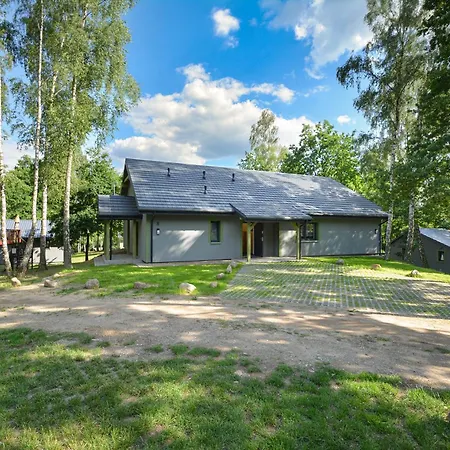 Dom wakacyjny Zielone Morze I Jezioro *