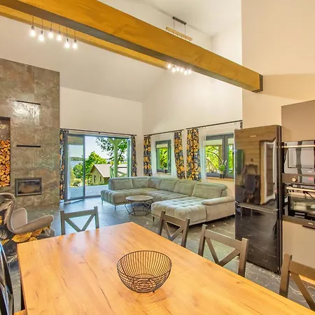 Zielone Morze I Jezioro Σπίτι διακοπών *